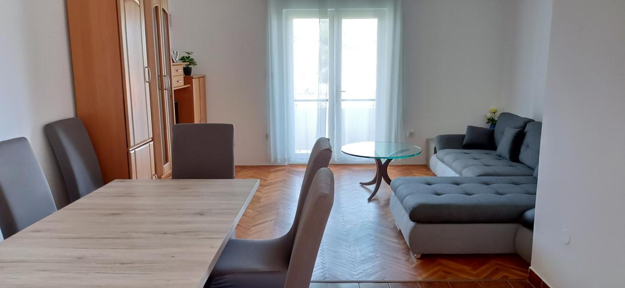 Apartments Mira لوبار المظهر الخارجي الصورة