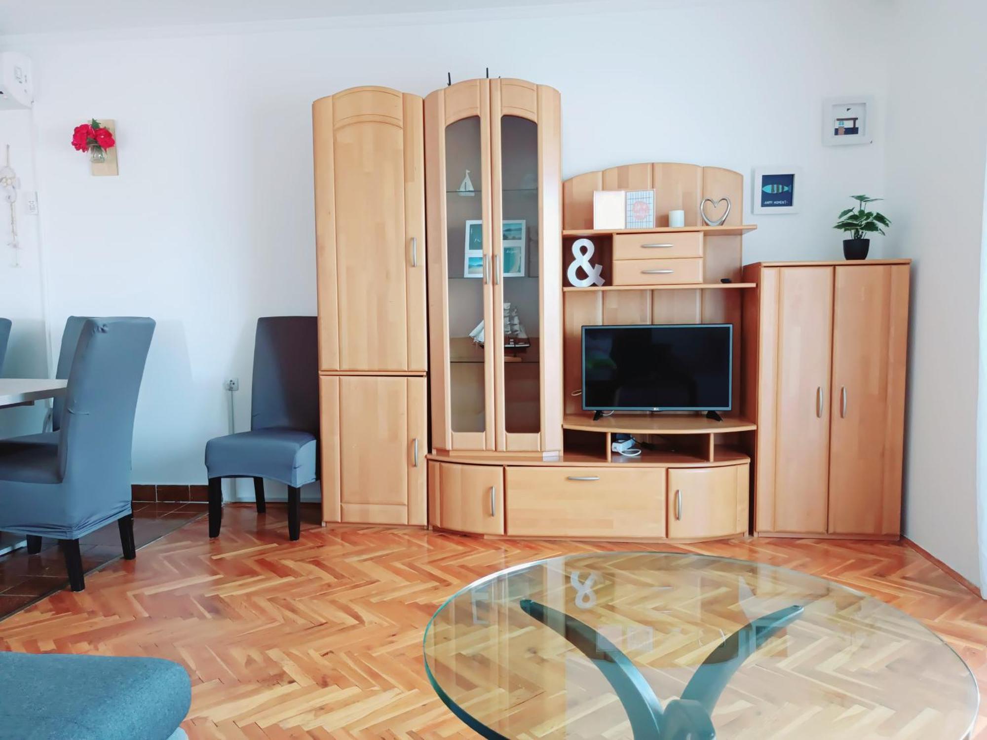 Apartments Mira لوبار المظهر الخارجي الصورة
